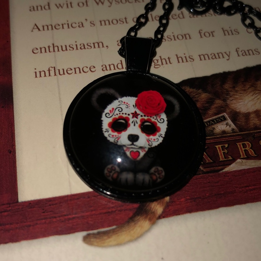 🌸New Sugar skull necklace 🌸